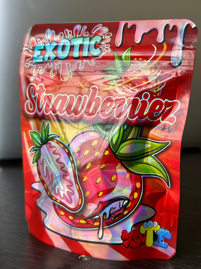 Trap House Exotics Exotic Strawberriez Gummies 5000mg THc Blend - Bittchaser Smoke Shop